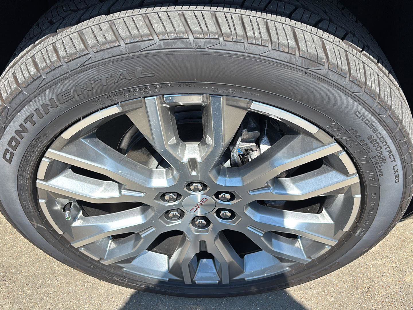 New 2025 GMC Acadia Denali w/ Super Cruise Package image 10