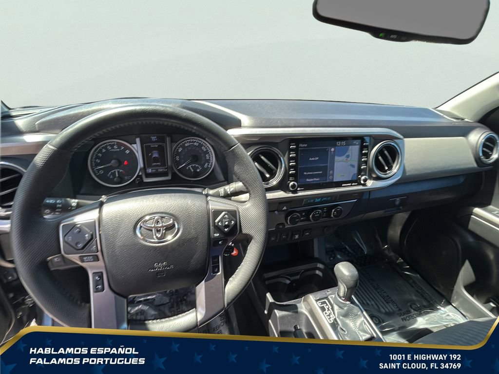 Used 2022 Toyota Tacoma SR5 RWD image 17