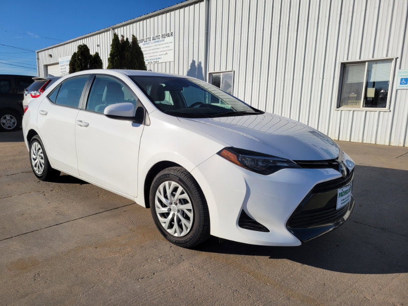 Used 2018 Toyota Corolla LE