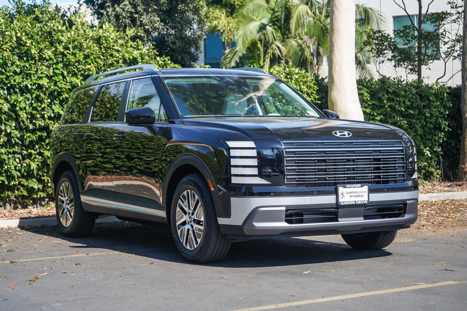 New 2026 Hyundai Palisade FWD Hybrid image 3
