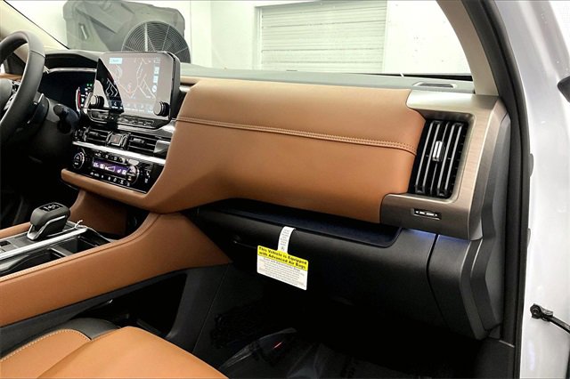 New 2025 Nissan Pathfinder Platinum image 34