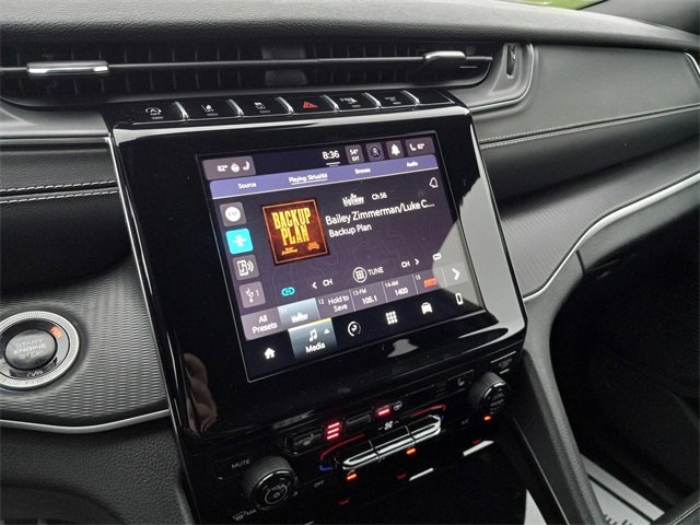 Used 2024 Jeep Grand Cherokee L Laredo image 21