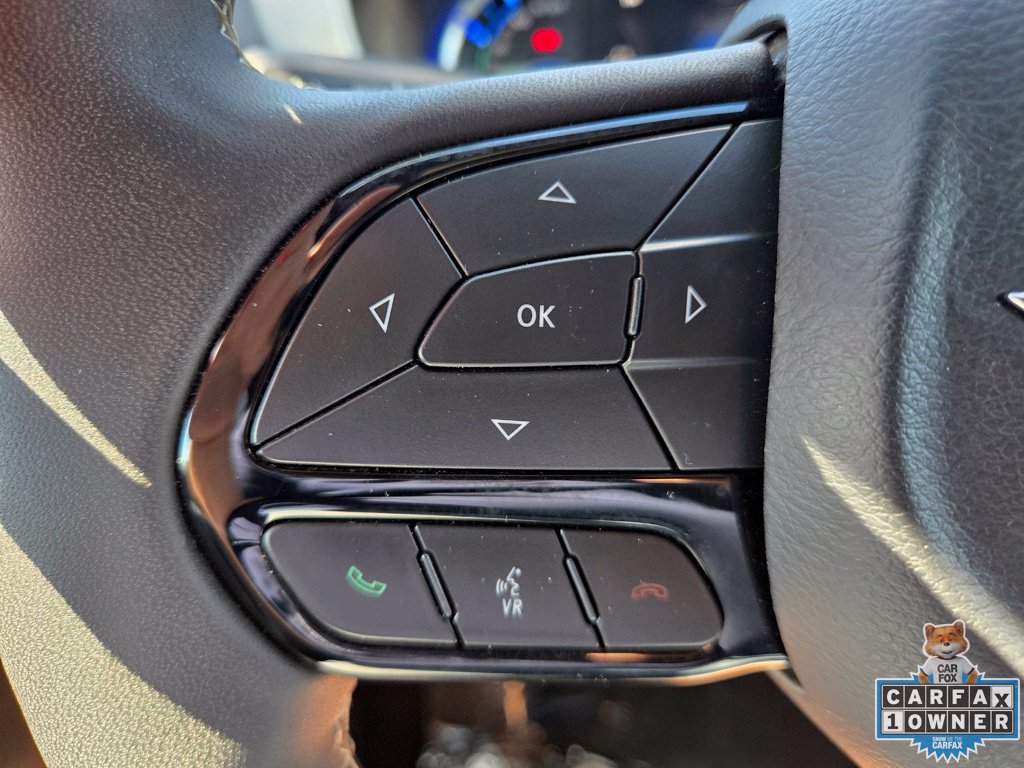 Used 2024 Chrysler Pacifica Limited FWD image 33