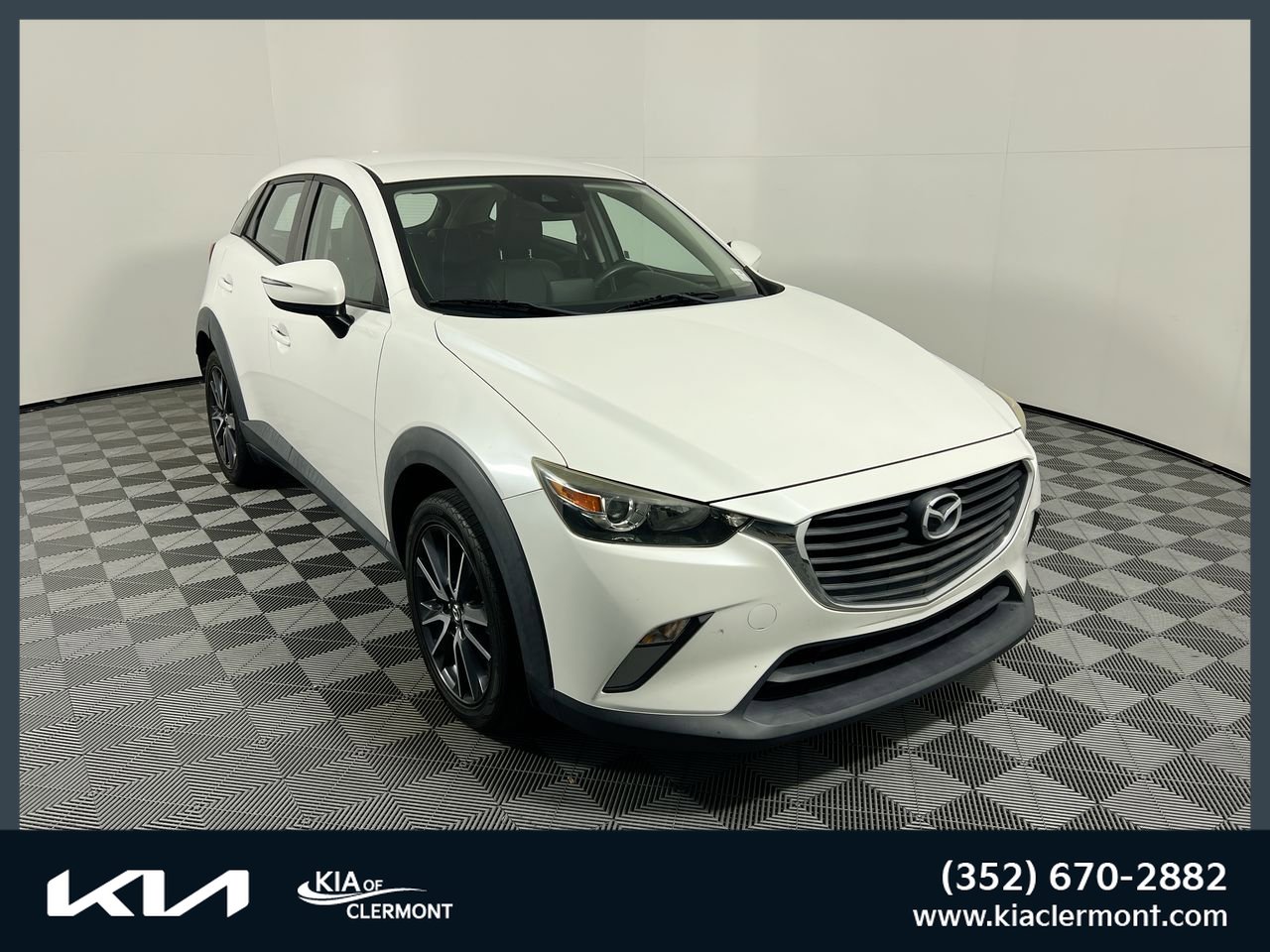 Used 2018 MAZDA CX-3 Touring image 1