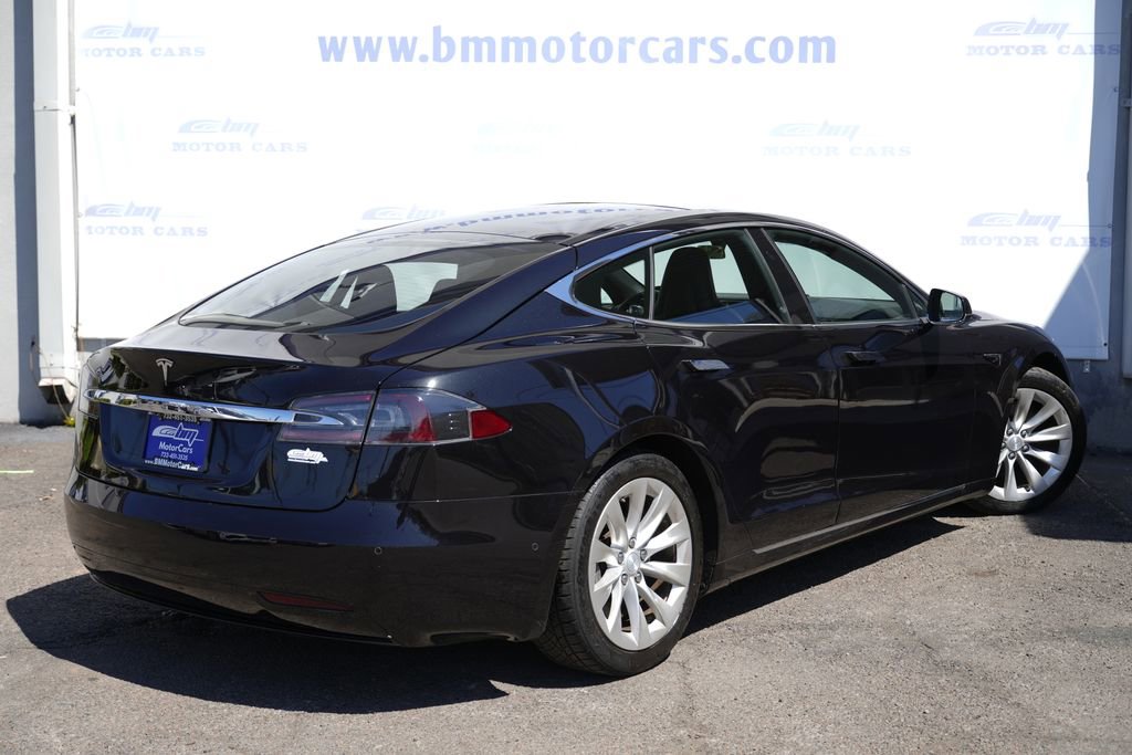 Used 2016 Tesla Model S 75D image 3