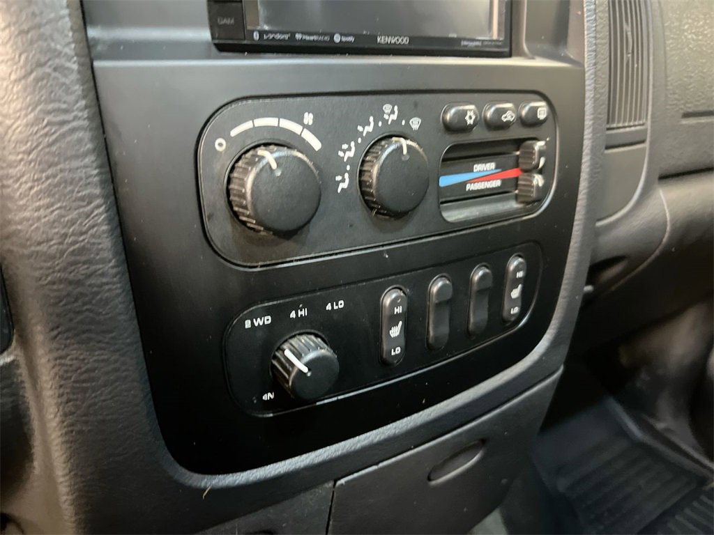 Used 2004 Dodge Ram 3500 Truck SLT w/ Sport Appearance Group image 20