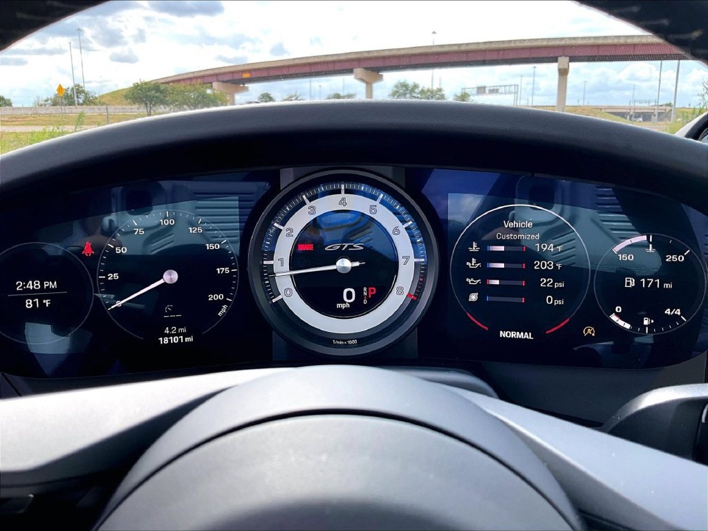 Certified 2024 Porsche 911 Carrera GTS RWD image 25