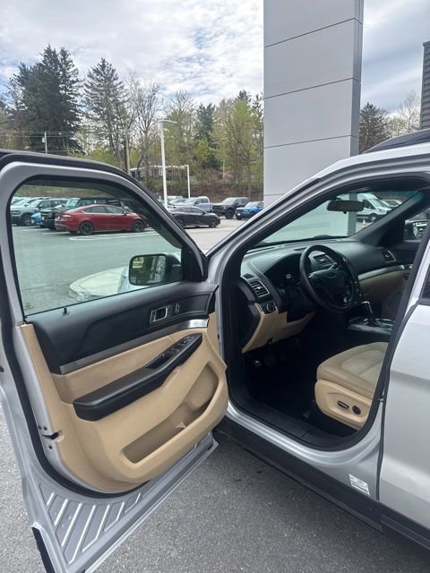 Used 2016 Ford Explorer 4WD image 14