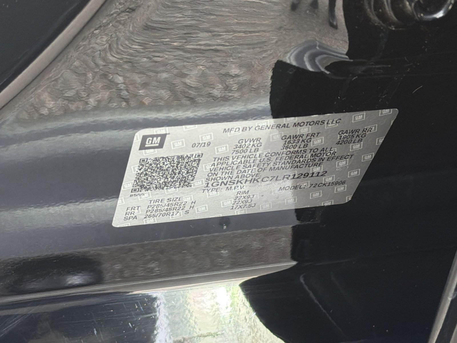 Used 2020 Chevrolet Suburban LT w/ Luxury Package image 28