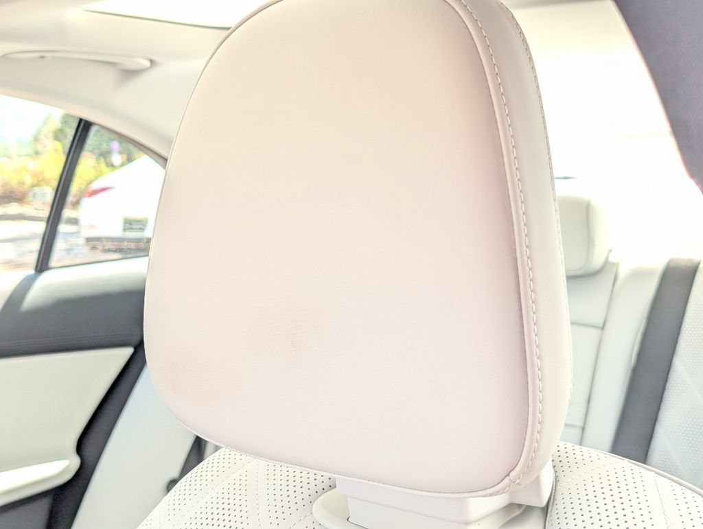 Used 2025 Mercedes-Benz E 350 4MATIC Sedan image 13