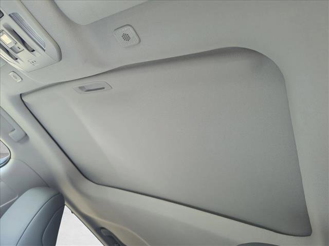 Used 2023 Toyota Highlander XLE image 14