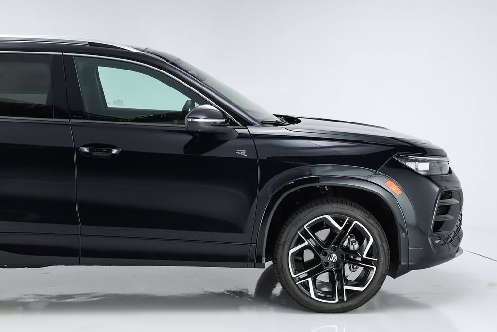 New 2026 Volkswagen Tiguan SEL R-Line AWD/4WD image 12