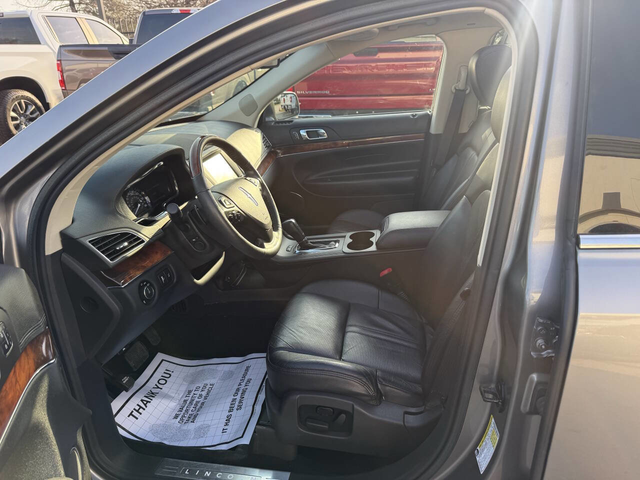 Used 2016 Lincoln MKT AWD w/ Equipment Group 201A image 7