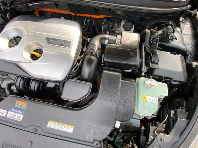 Used 2017 Hyundai Sonata SE image 30