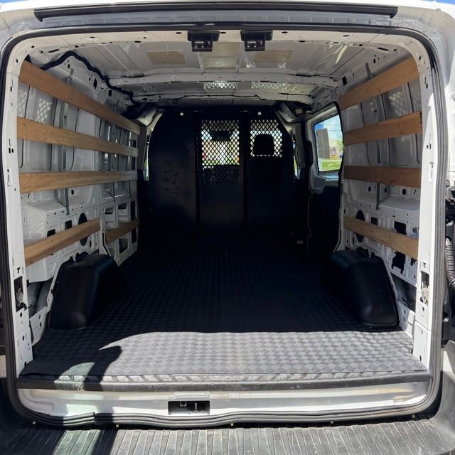 Used 2024 Ford Transit 250 Low Roof w/ Exterior Upgrade Package RWD image 11