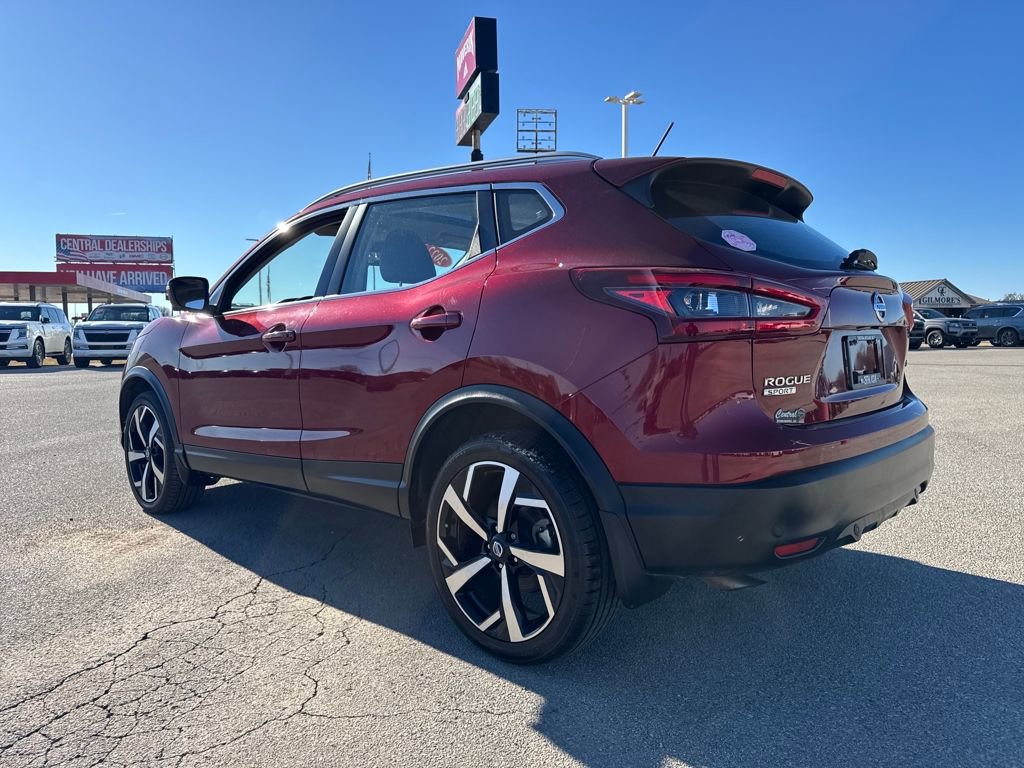 Used 2022 Nissan Rogue Sport SL w/ Premium Package image 4