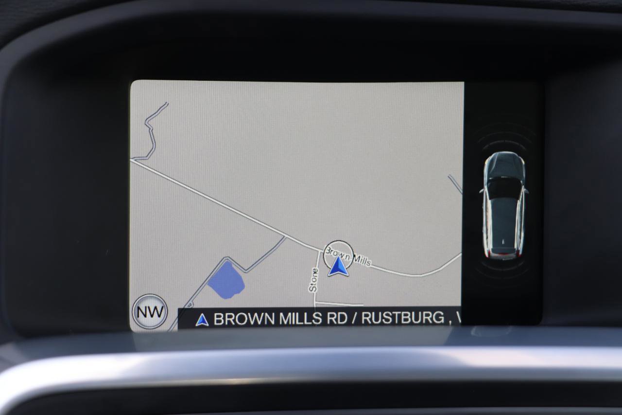 Used 2015 Volvo V60 T5 Platinum image 19