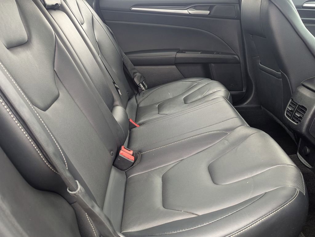 Used 2019 Ford Fusion Energi Titanium image 28
