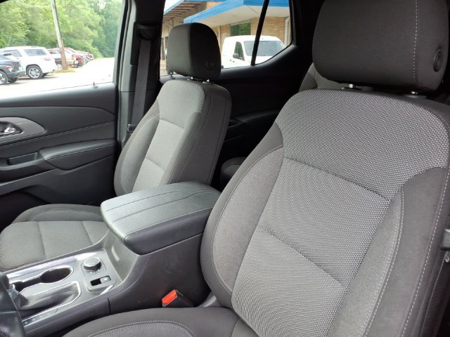 Certified 2023 Chevrolet Traverse LT FWD image 7