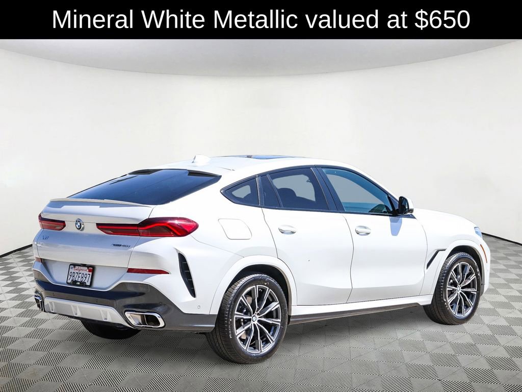 Used 2023 BMW X6 xDrive40i w/ M Sport Package AWD/4WD image 4