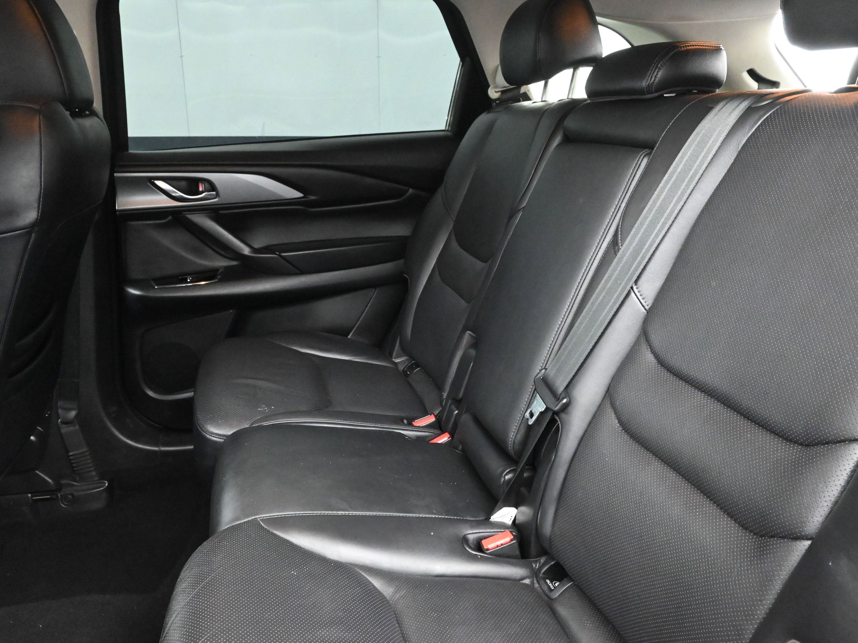 Used 2022 MAZDA CX-9 Touring image 21