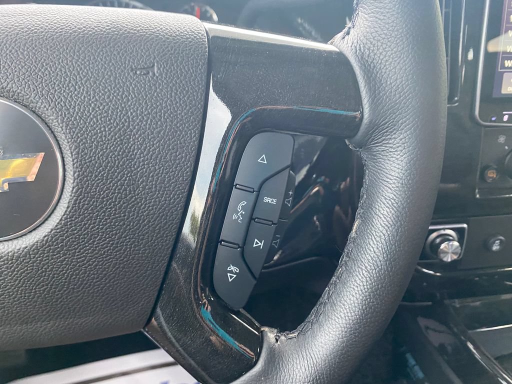 Used 2025 Chevrolet Express 2500 Extended w/ Driver Convenience Package RWD image 31