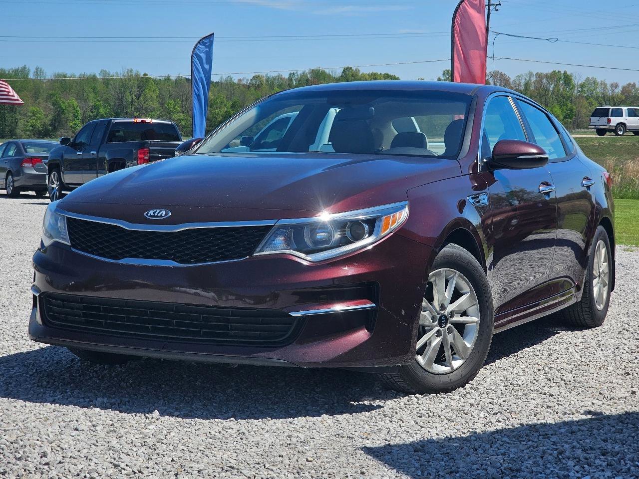 Used 2018 Kia Optima LX w/ Convenience Package FWD image 2