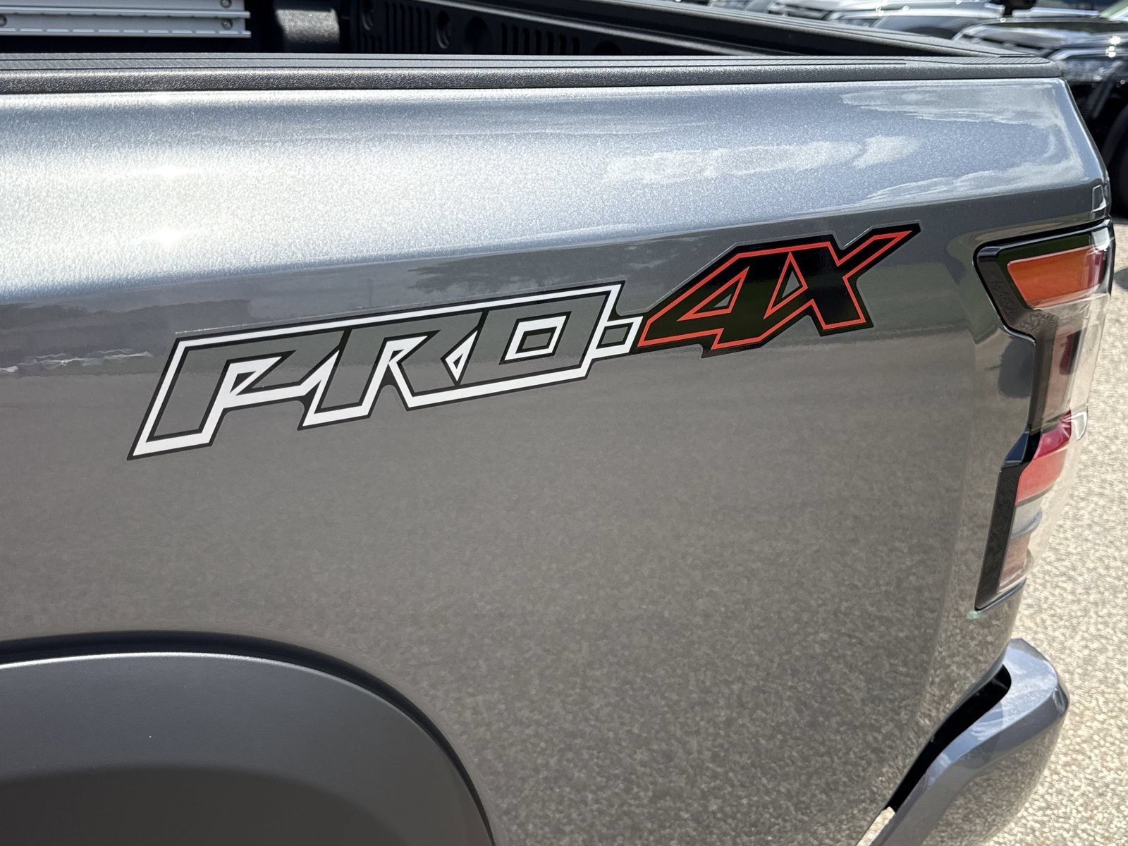 New 2026 Nissan Frontier PRO-4X w/ Pro-4x Convenience Package AWD/4WD image 23