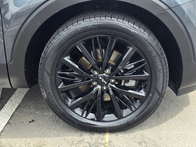 Certified 2022 Kia Telluride SX w/ SX Prestige Package AWD/4WD image 11