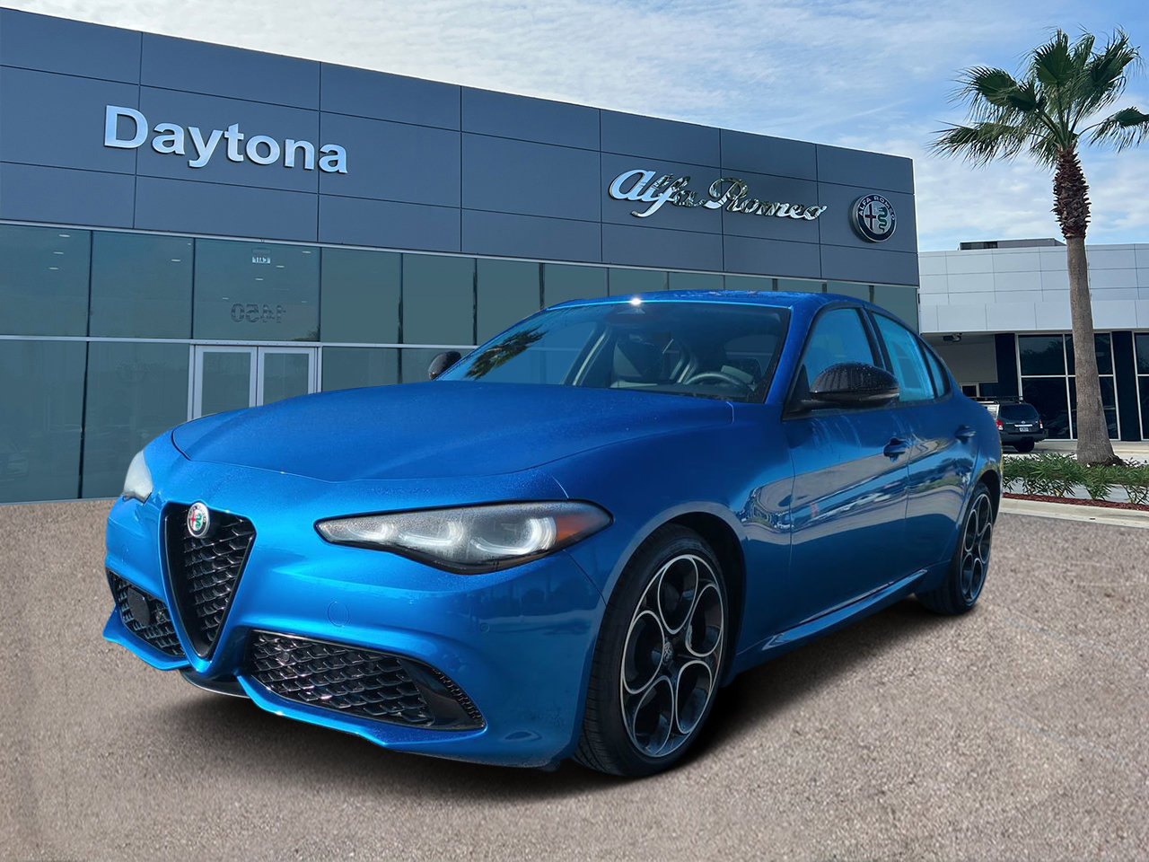 New 2025 Alfa Romeo Giulia w/ Driving Assist Package RWD image 7