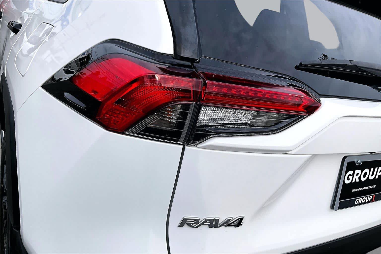 Used 2020 Toyota RAV4 LE w/ All Weather Liner Package FWD image 29