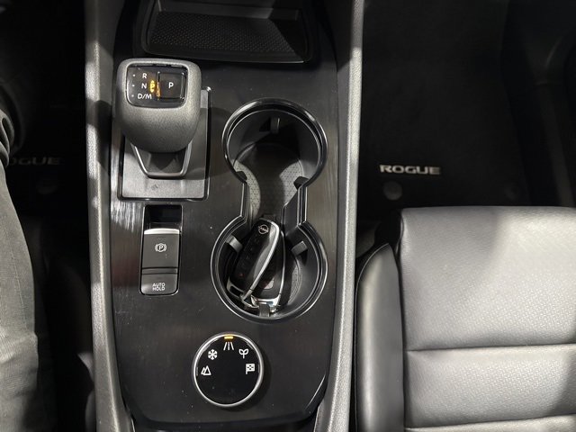 Certified 2023 Nissan Rogue SV w/ SV Premium Package image 25