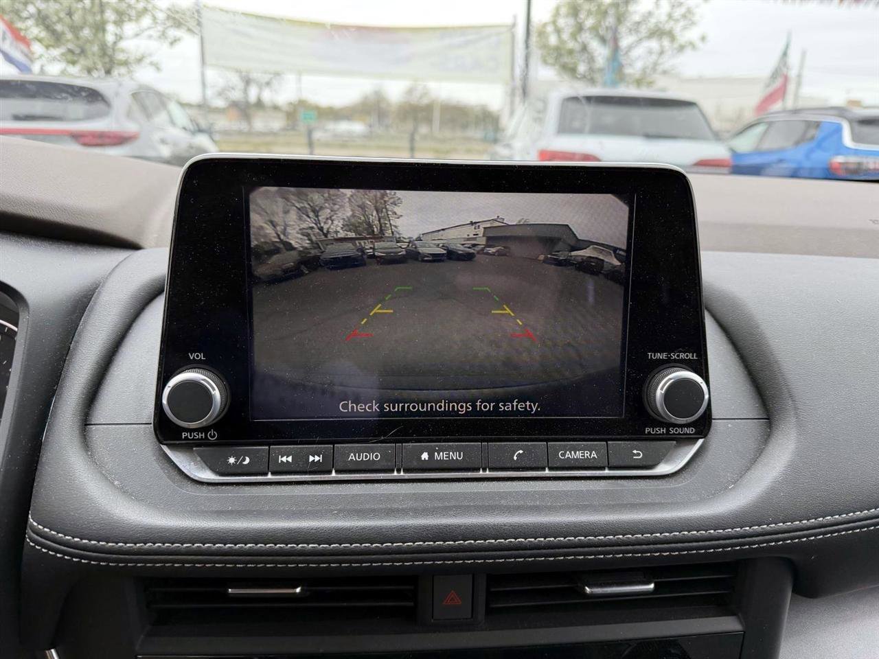 Used 2023 Nissan Rogue SV AWD/4WD image 25