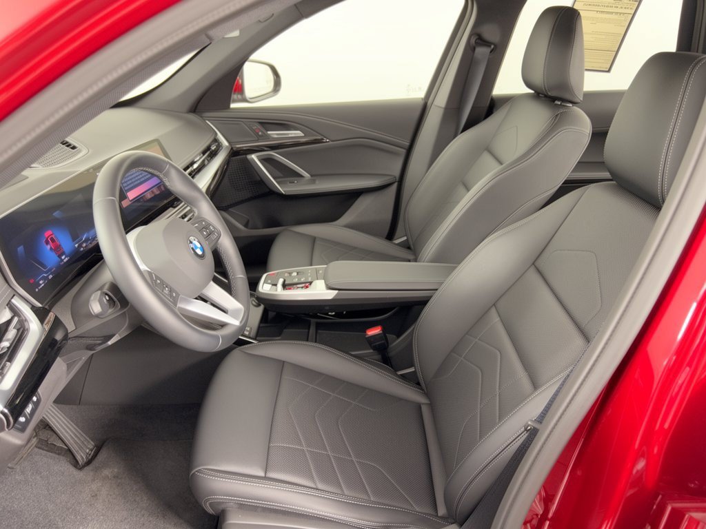 Certified 2026 BMW X1 xDrive28i AWD/4WD image 5