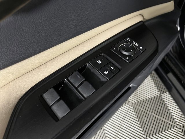 Used 2020 Lexus ES 350 w/ Premium Package image 16