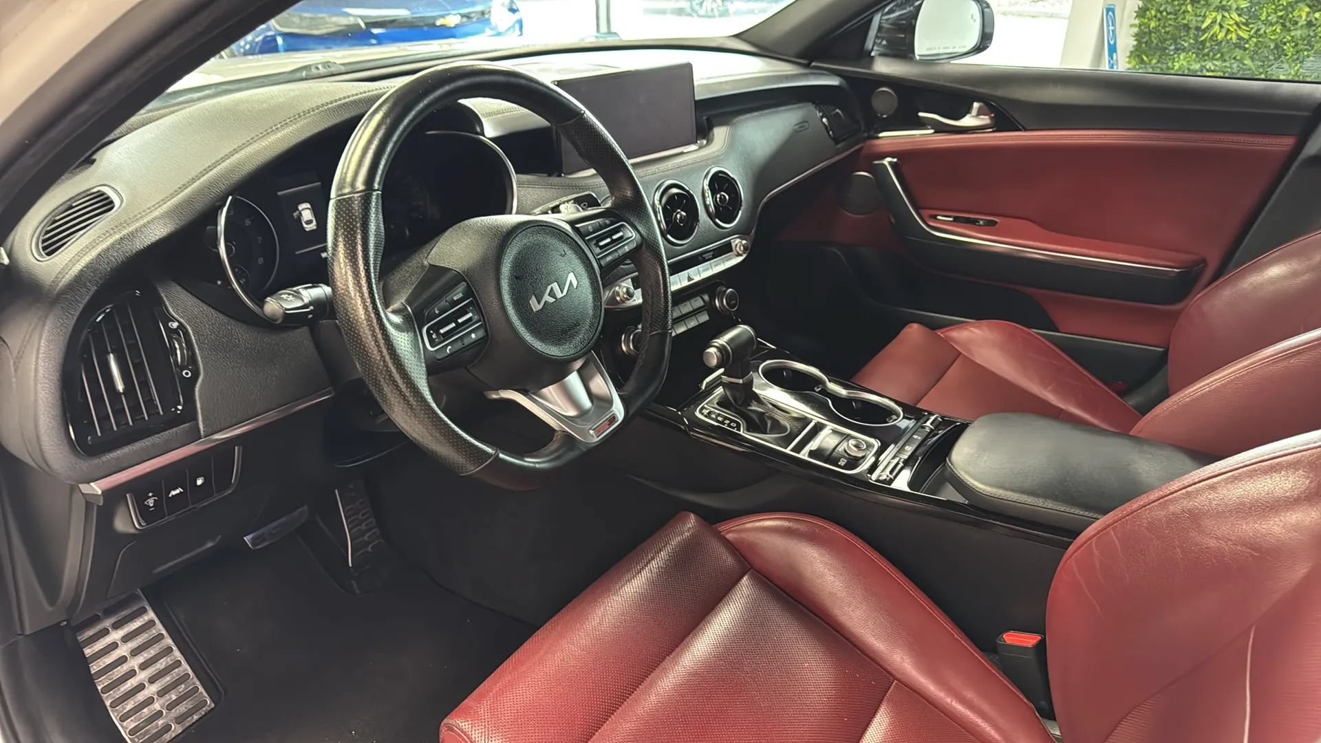Used 2022 Kia Stinger GT-Line w/ Sun & Sound Package RWD image 13