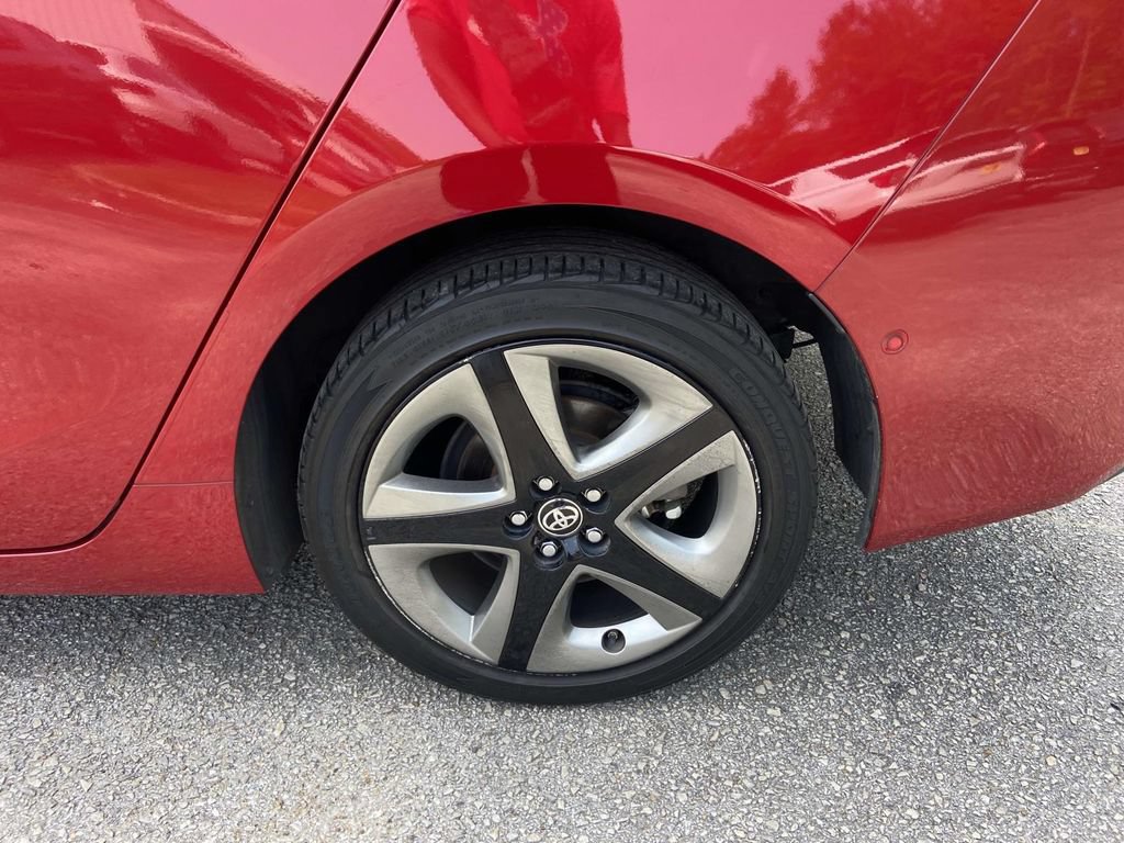 Used 2019 Toyota Prius Limited FWD image 9