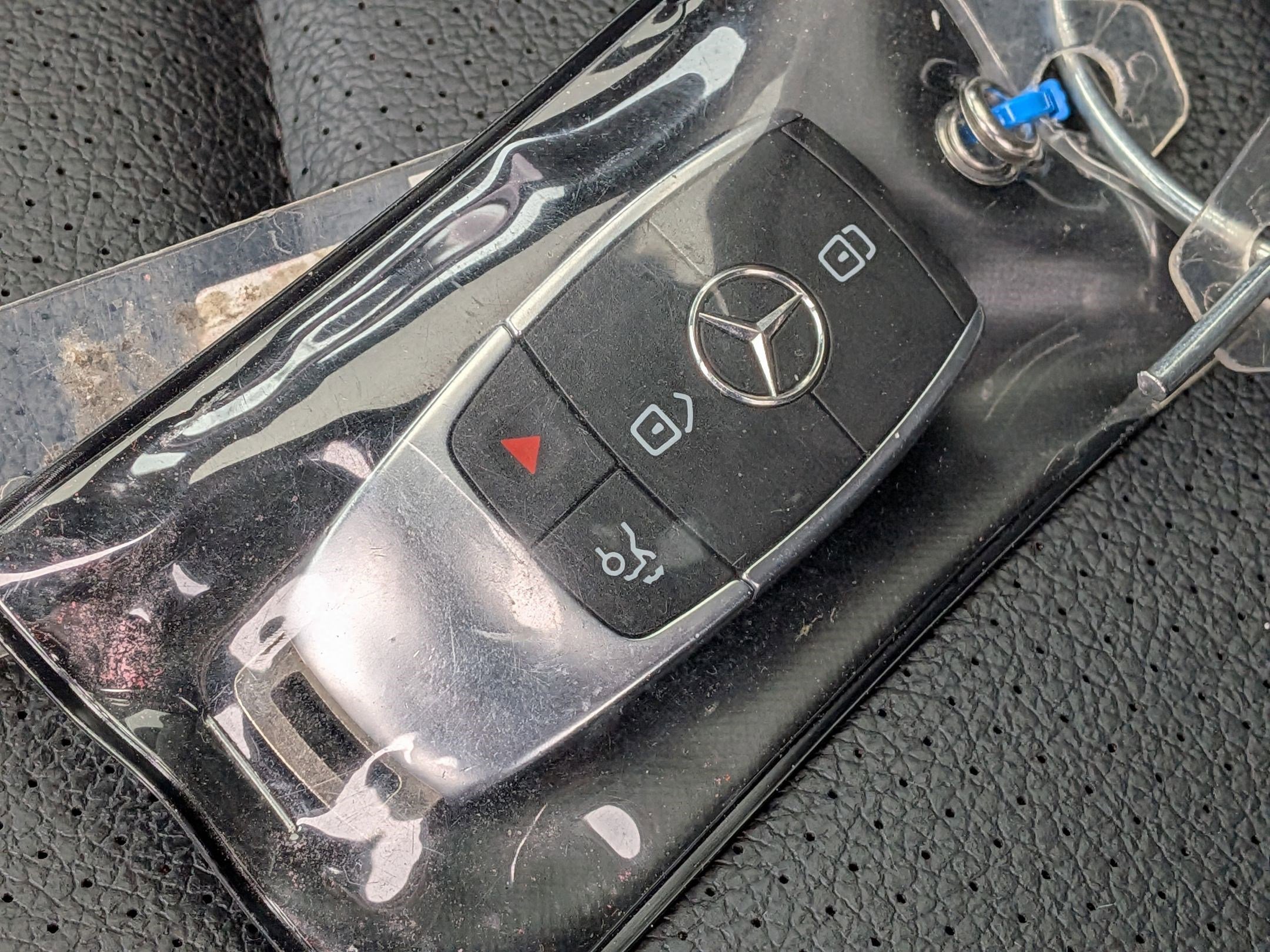 Certified 2023 Mercedes-Benz GLE 350 350 4MATIC image 38