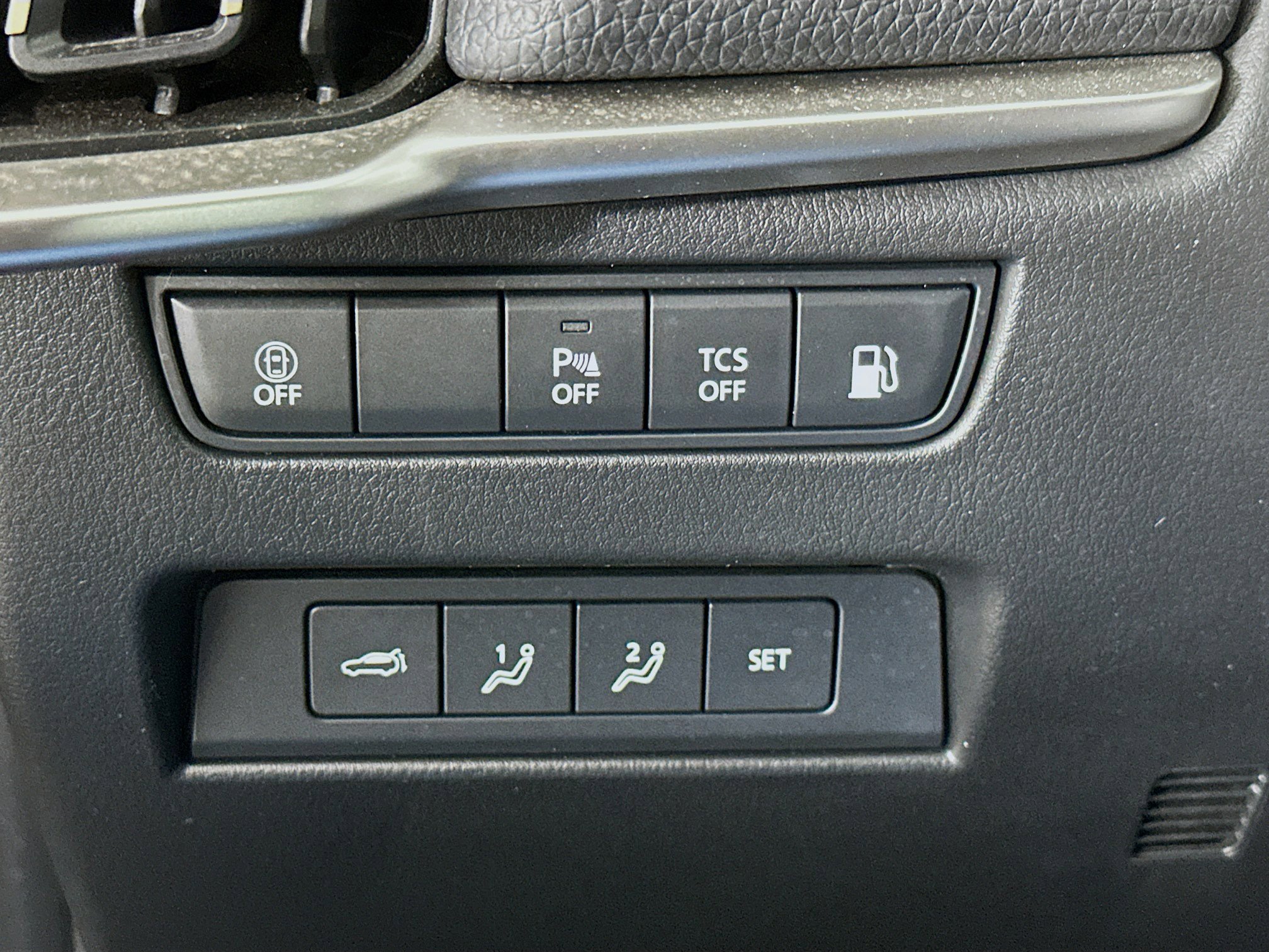 Used 2024 MAZDA CX-90 Plug-In Hybrid w/ Premium Pkg image 17