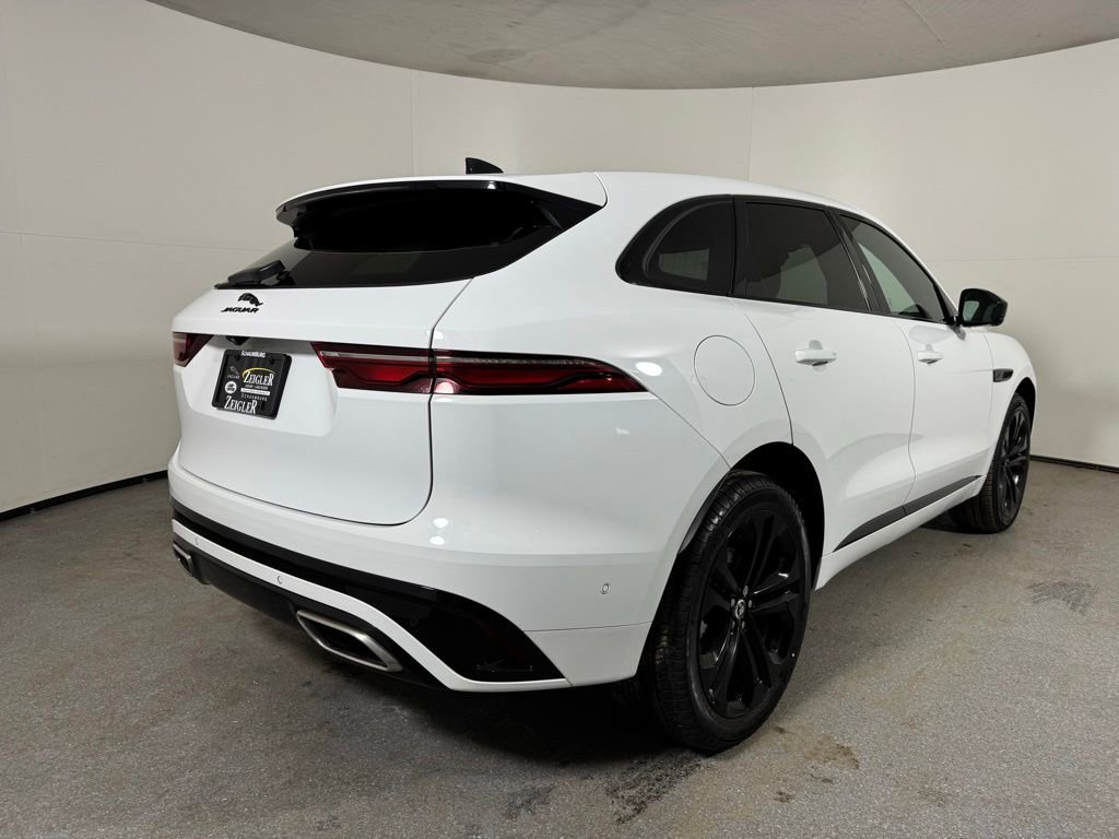 Used 2025 Jaguar F-PACE R-Dynamic S image 6