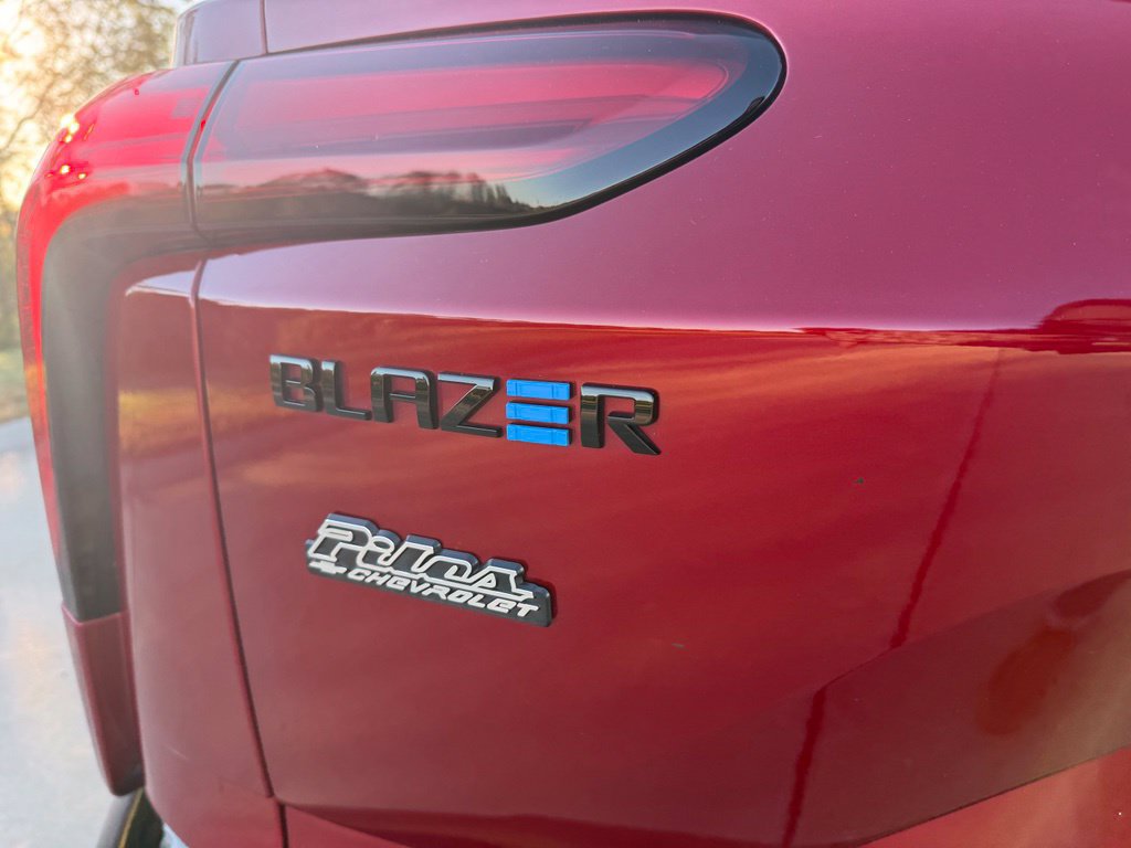 Used 2025 Chevrolet Blazer EV RS AWD/4WD image 6