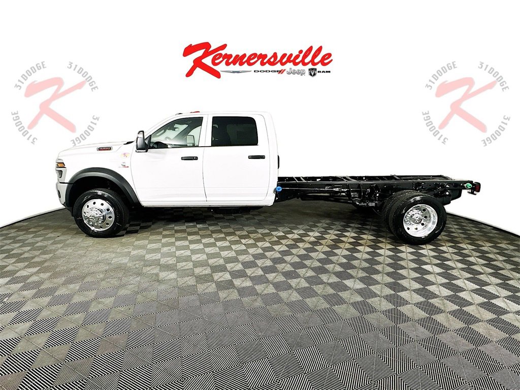 New 2026 RAM 5500 Tradesman w/ Chrome Appearance Group image 4