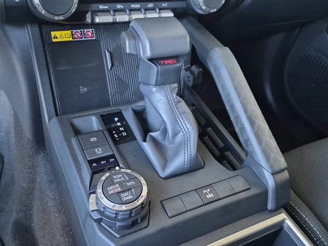 Certified 2026 Toyota 4Runner TRD Off-Road AWD/4WD image 23