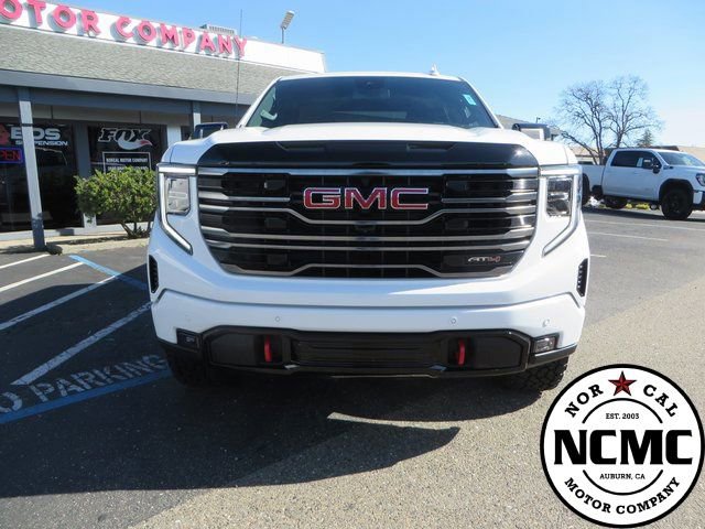 Used 2025 GMC Sierra 1500 AT4 image 8