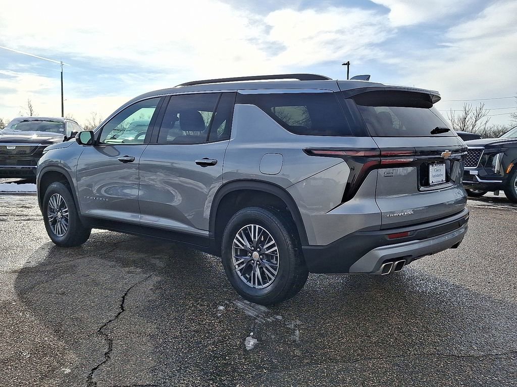 New 2025 Chevrolet Traverse LT w/ Driver Confidence Package image 7
