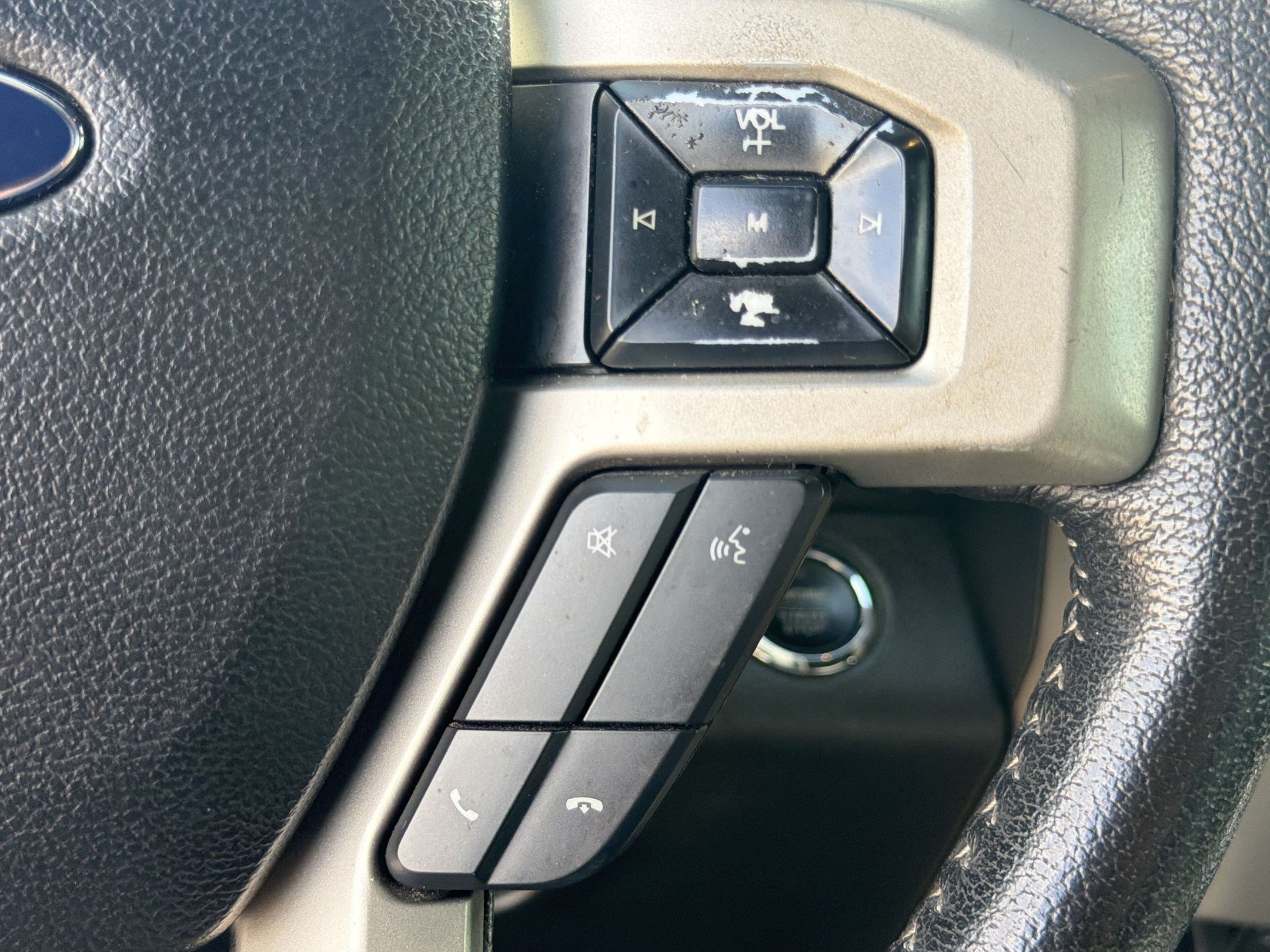 Used 2015 Ford F150 Lariat AWD/4WD image 18
