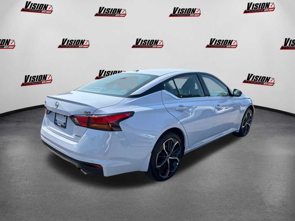 New 2025 Nissan Altima 2.5 SR w/ SR Premium Package image 5