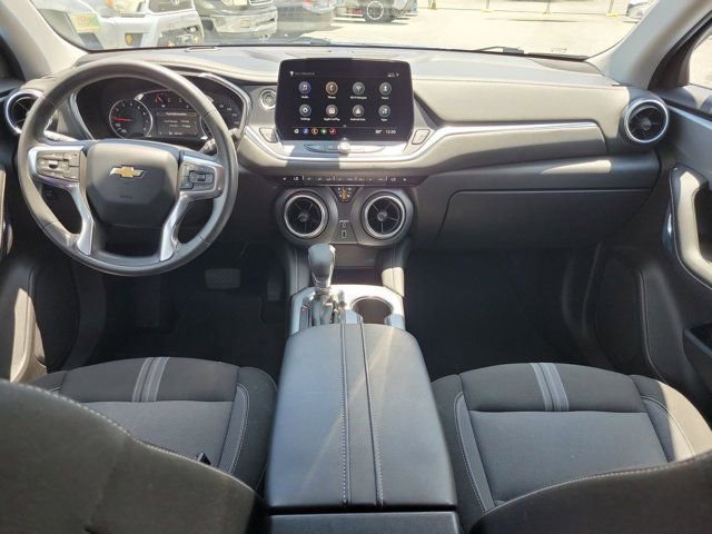 Used 2024 Chevrolet Blazer LT FWD image 21