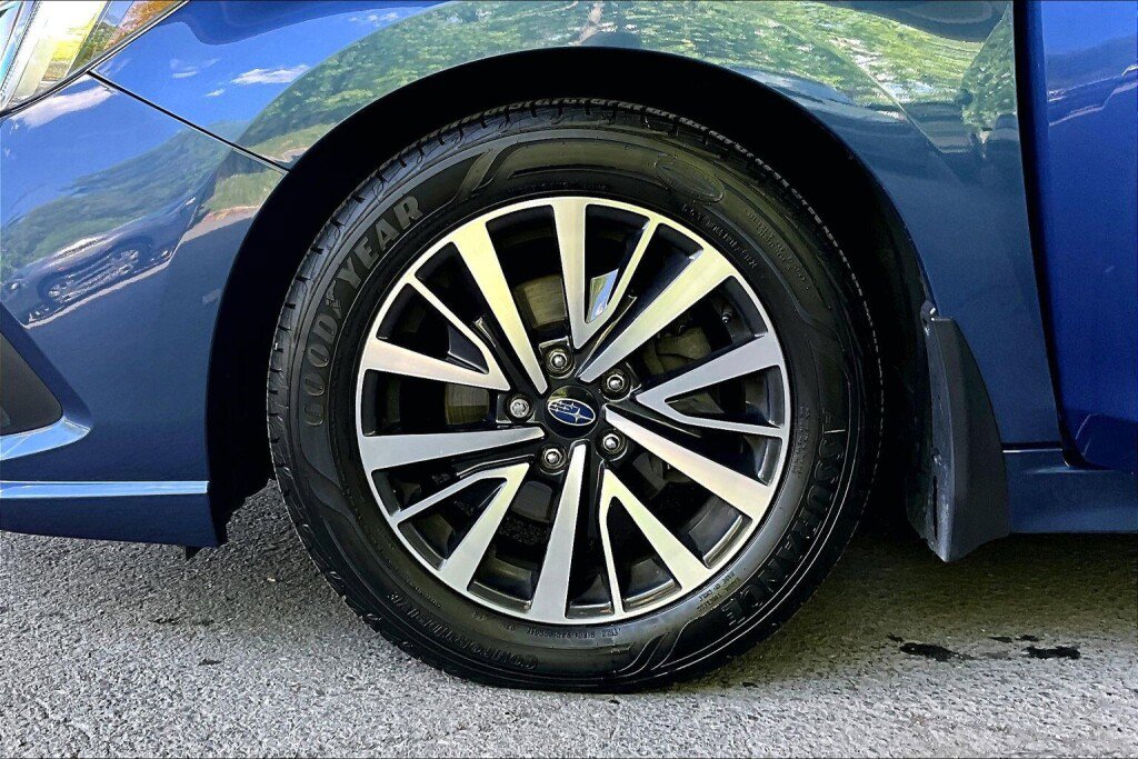 Used 2019 Subaru Legacy 2.5i Premium AWD/4WD image 16