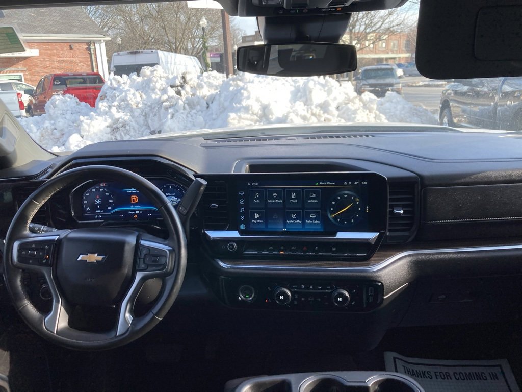 Used 2024 Chevrolet Silverado 1500 LT image 11